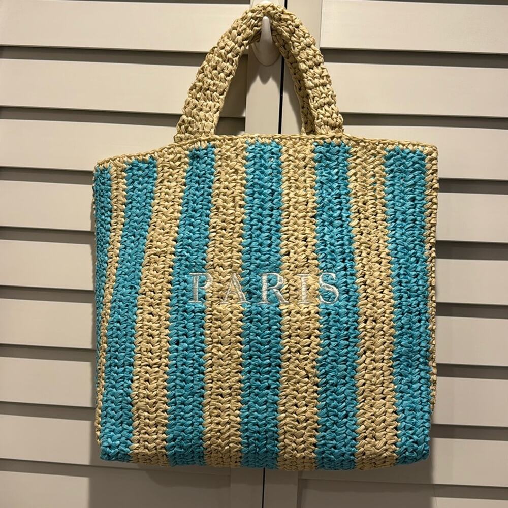 Odiva NWT Stripes Paper breaded Tote Bag.